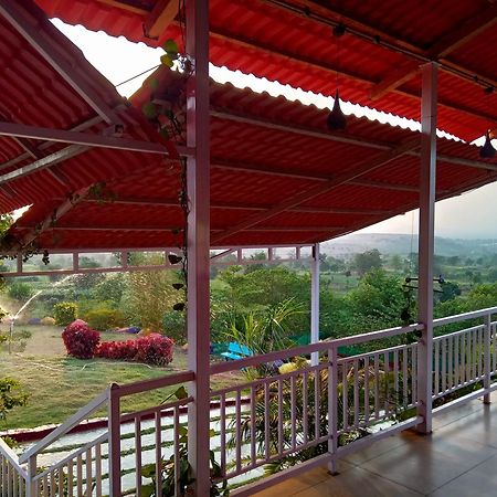 Veera Farmhouse,Villa Kolhapur Extérieur photo