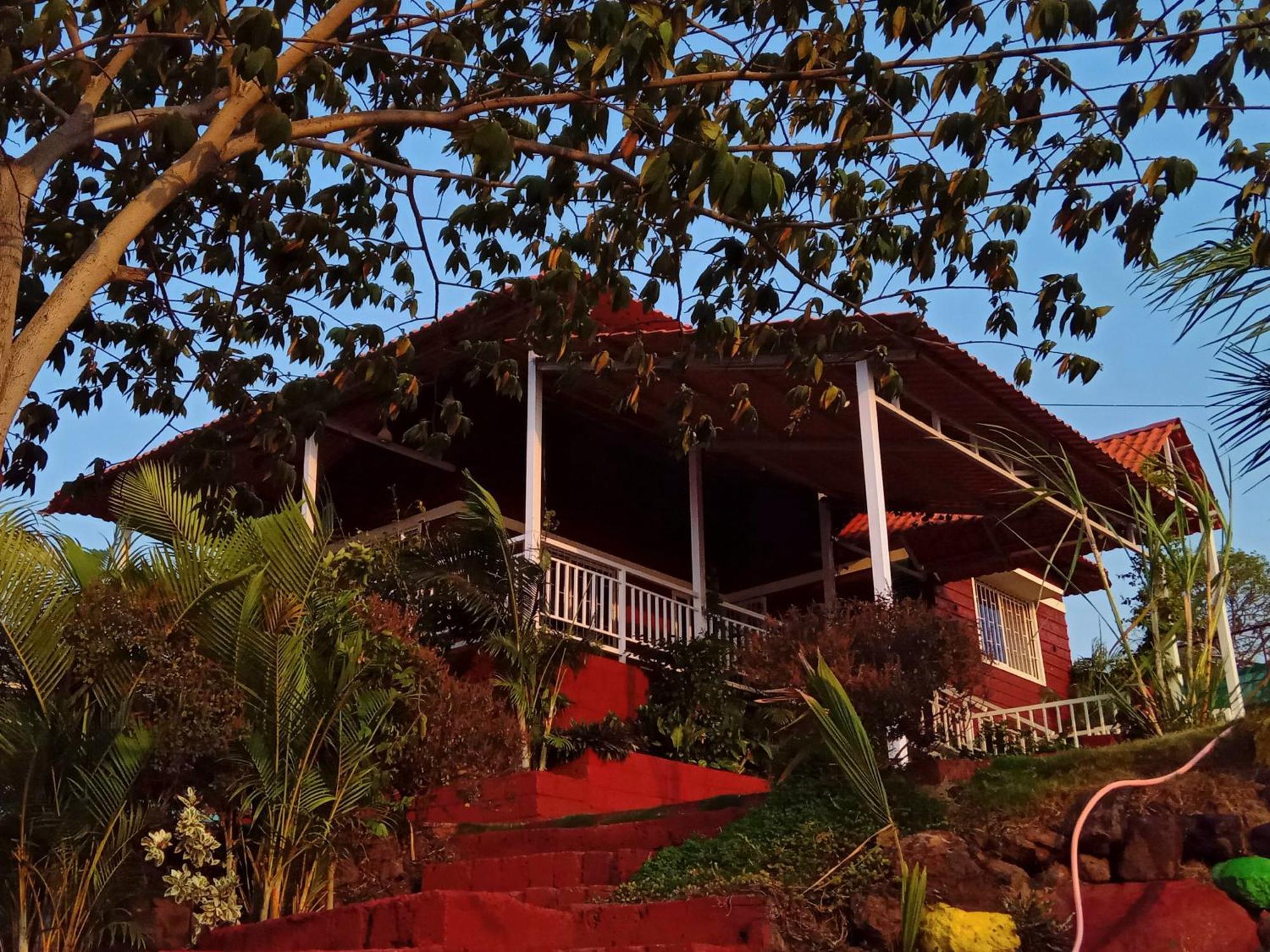 Veera Farmhouse,Villa Kolhapur Extérieur photo