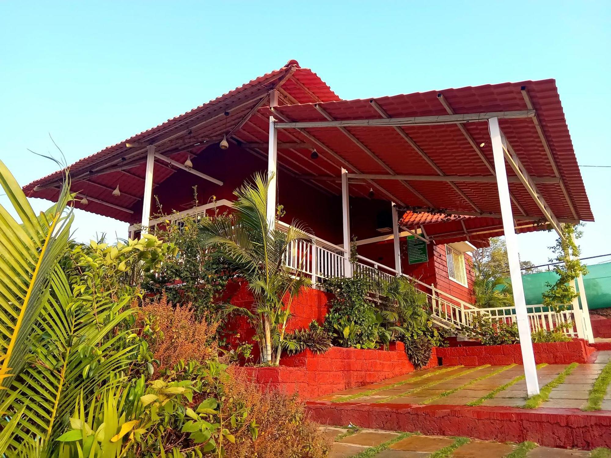 Veera Farmhouse,Villa Kolhapur Extérieur photo