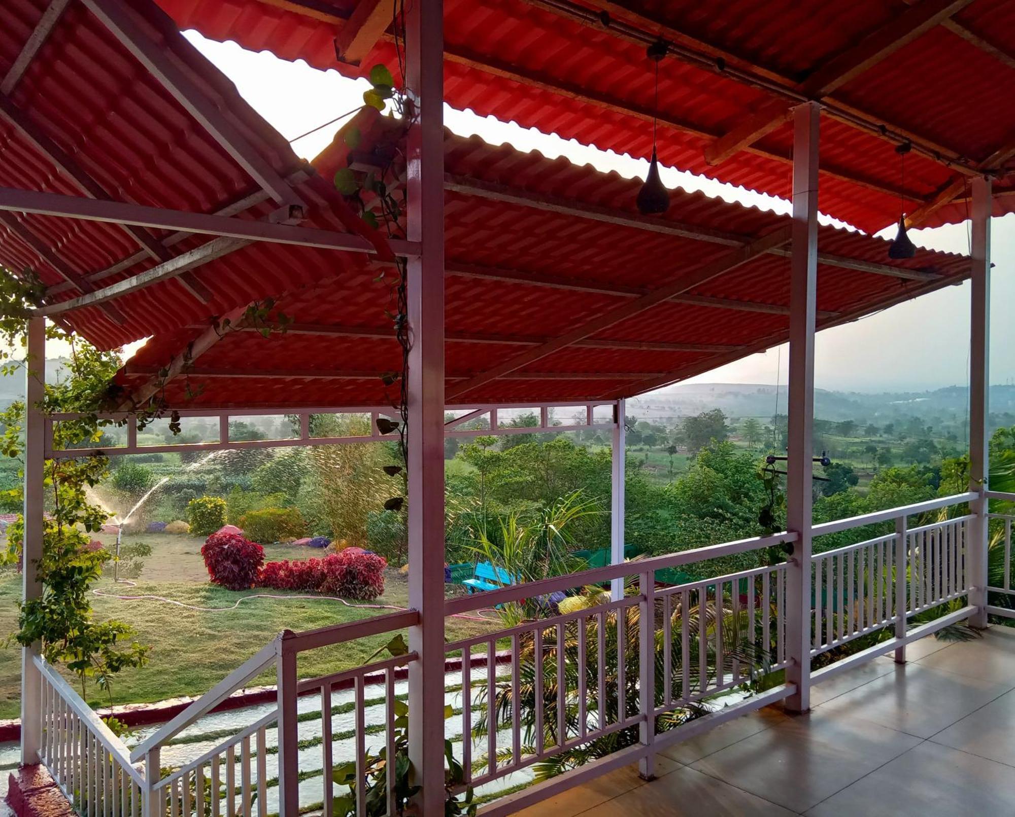 Veera Farmhouse,Villa Kolhapur Extérieur photo
