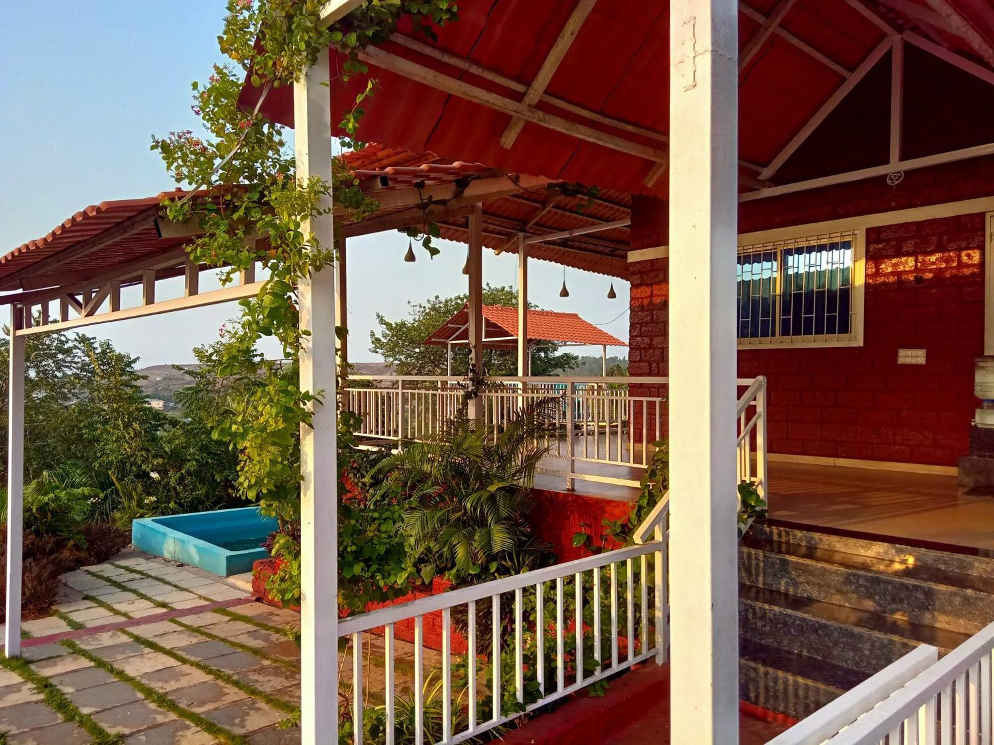 Veera Farmhouse,Villa Kolhapur Extérieur photo