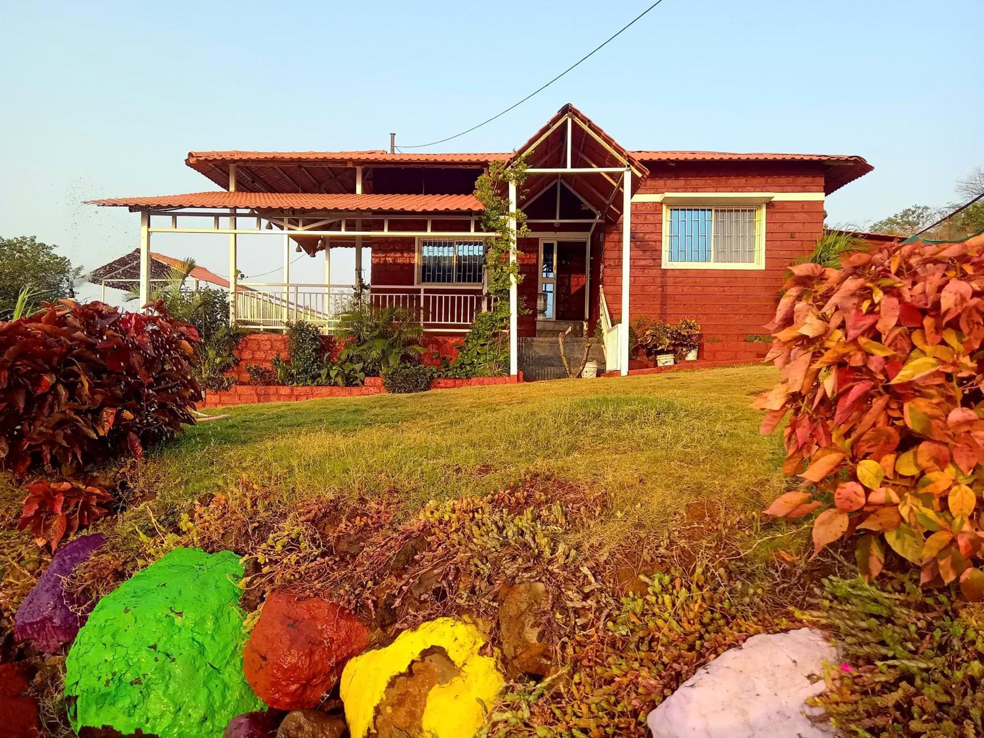 Veera Farmhouse,Villa Kolhapur Extérieur photo